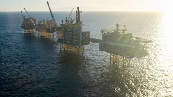 No es solo Vaca Muerta: Argentina apuesta a la producción de petróleo y gas offshoredfd