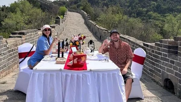 ¿Cuánto le costó a Luisito Comunica reservar la Gran Muralla China para un picnic privado?dfd