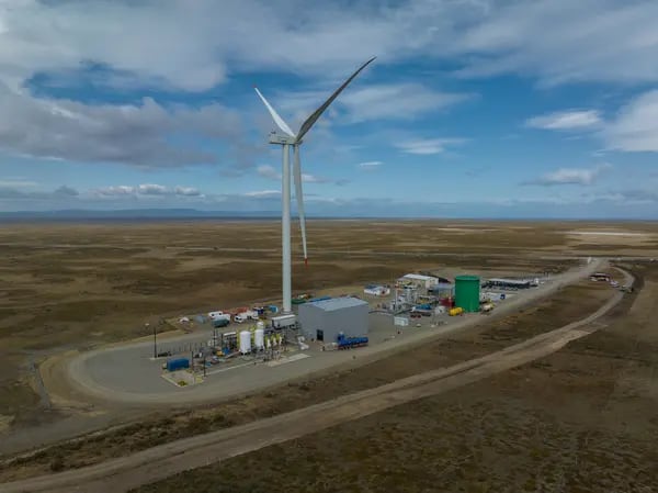 Las ambiciones de hidrógeno verde de Chile se exhiben en la Patagonia