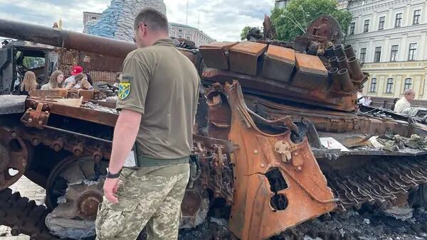Ucrania exhibirá por Europa tanques rusos que ha destruidodfd
