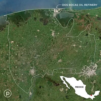 Los campos de petróleo y gas en Tabasco donde perforó Pemex, prometiendo dejar intacta el área donde ahora se está construyendo la refinería Dos Bocas.Source Planet Labs
