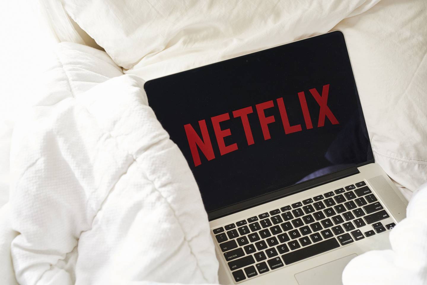 El logo de Netflix Inc. en una computadora portátil de Apple Inc. en esta fotografía arreglada tomada en el barrio de Brooklyn de Nueva York, EE.UU., el lunes 14 de enero de 2019.