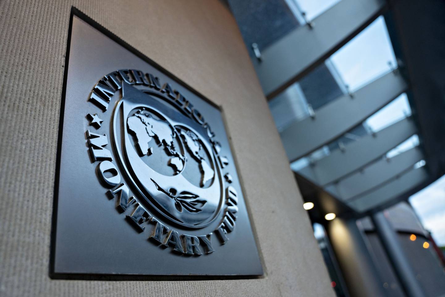 El Gobierno de Ecuador busca ampliar su financiamiento con el FMI.