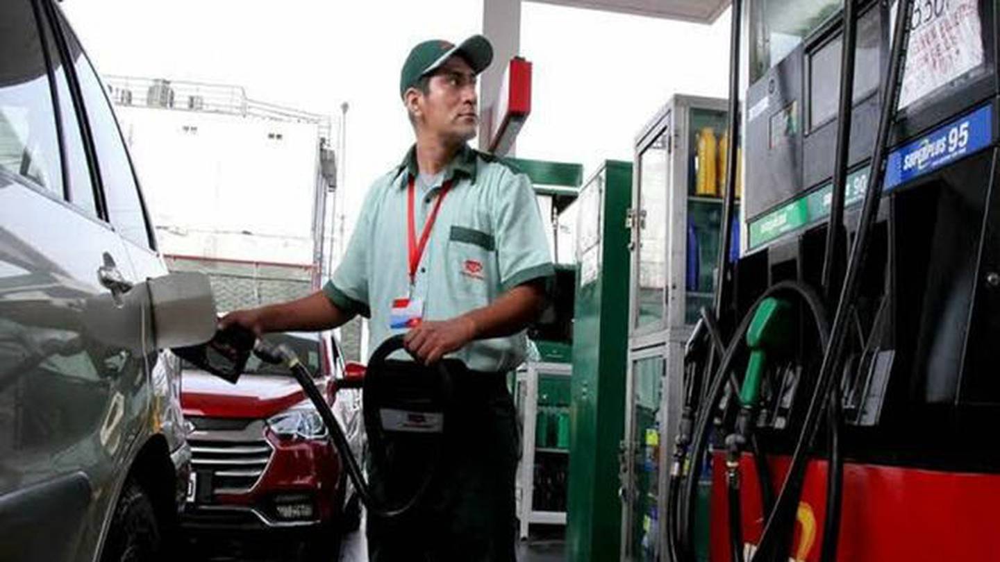 Por tercera vez, Perú aplaza venta de gasolina regular y premium hasta próximo año.