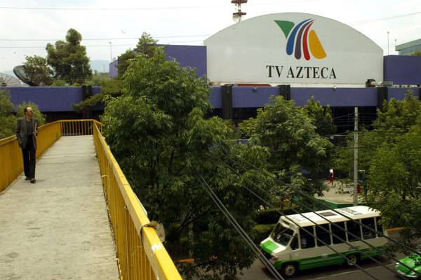 Acciones de TV Azteca se desploman y valen menos que un huevo tras petición de quiebradfd