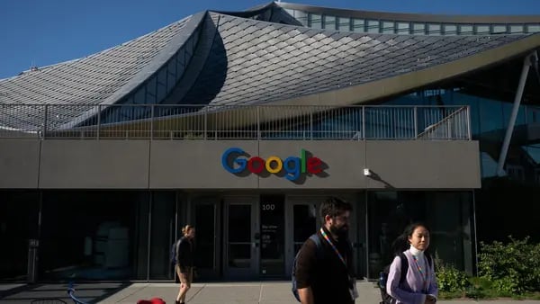 Google evalúa cobrar por búsquedas “premium” basadas en IA, según Financial Timesdfd