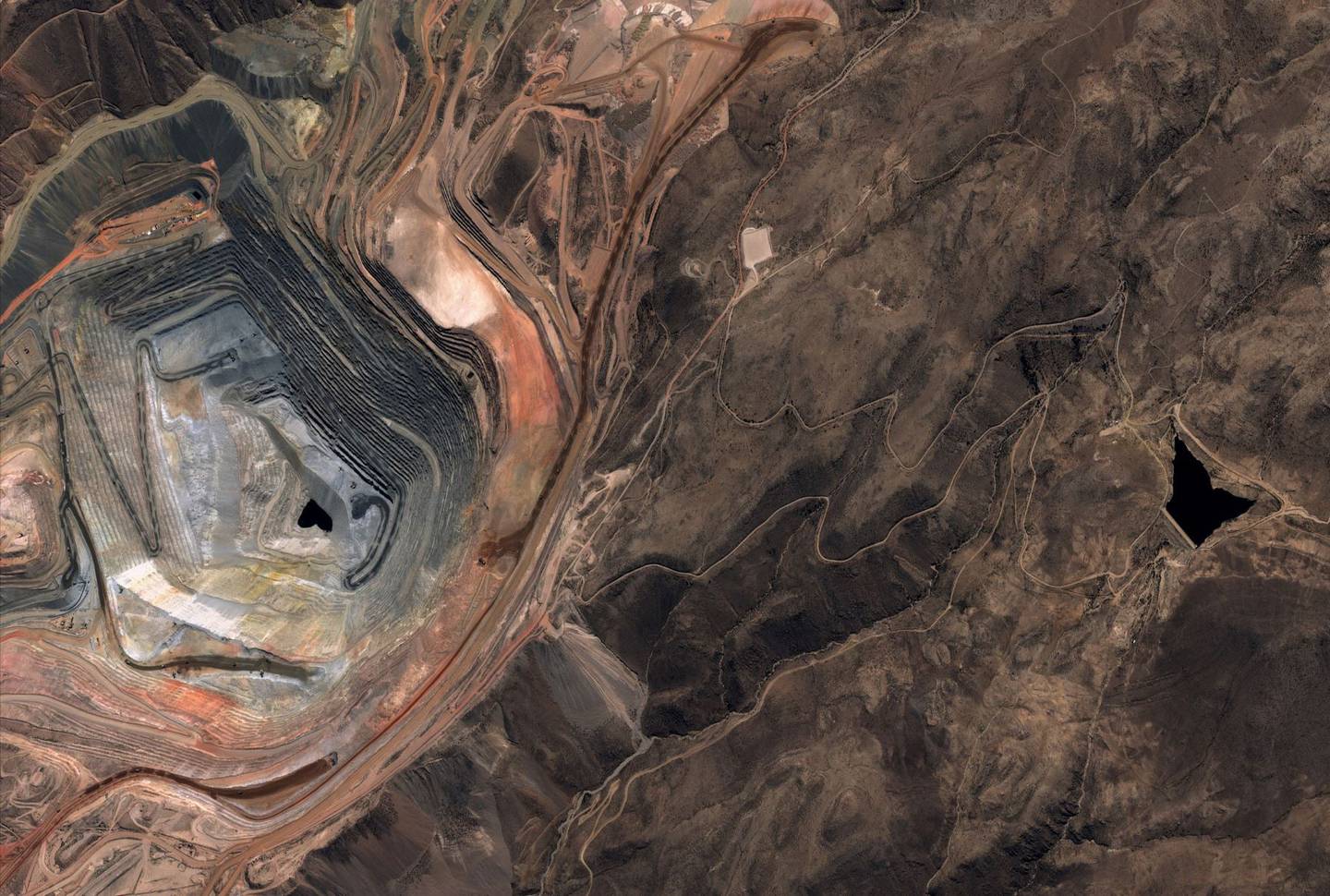 La mina de Cuajone es operada por la empresa mexicana Southern Perú.dfd