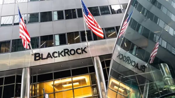 BlackRock niega estar trabajando en una oferta por Credit Suissedfd