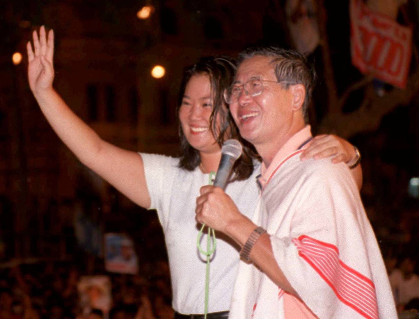 Alberto Fujimori y su hija, Keiko Fujimori.