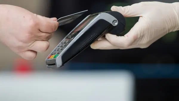 Emitir tarjetas de crédito propias: ¿cómo se hace y por qué potencia los negocios?dfd