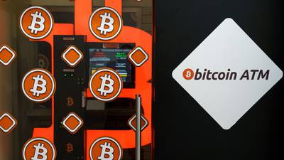Bitcoin se mantiene cerca de US$23.000; datos de empleo de EE.UU. le pesandfd