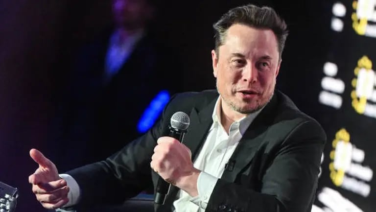 El CEO de Tesla, Elon Musk durante una entrevista con Ben Shapiro en el simposio de lucha contra el antisemitismo el 22 de enero de 2024.(Foto por: Omar Marques/Getty Images)dfd