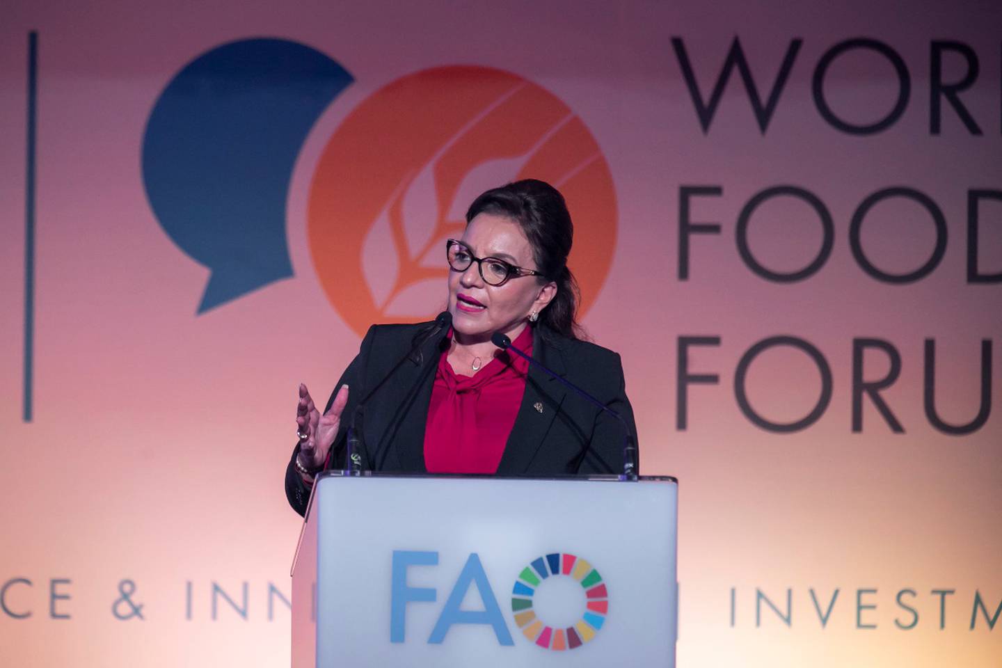 La presidenta Xiomara Castro durante su participación en el Foro Mundial de la Alimentación de la FAO, en Roma.