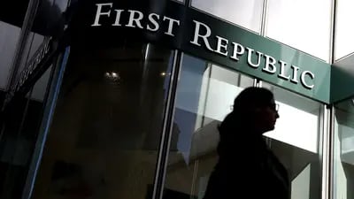 A pedestrian walks by a First Republic bank on April 26, 2023 in San Francisco, California. Photographer: Justin Sullivan/Getty Images North America