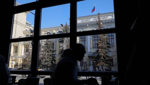 War, Sanctions Lead Russia to First Default on Foreign Debt in a Centurydfd